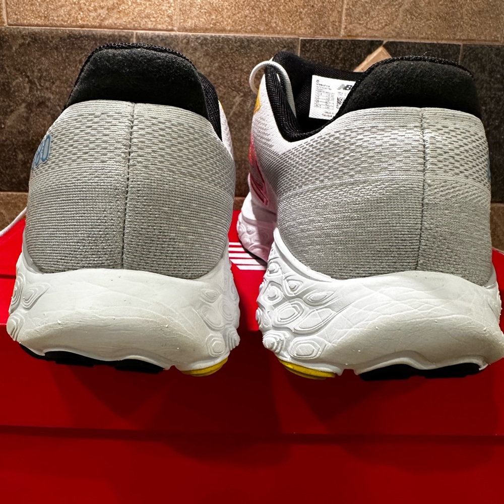Men’s New Balance 880 Fresh Foam V14. - Picture 10 of 14